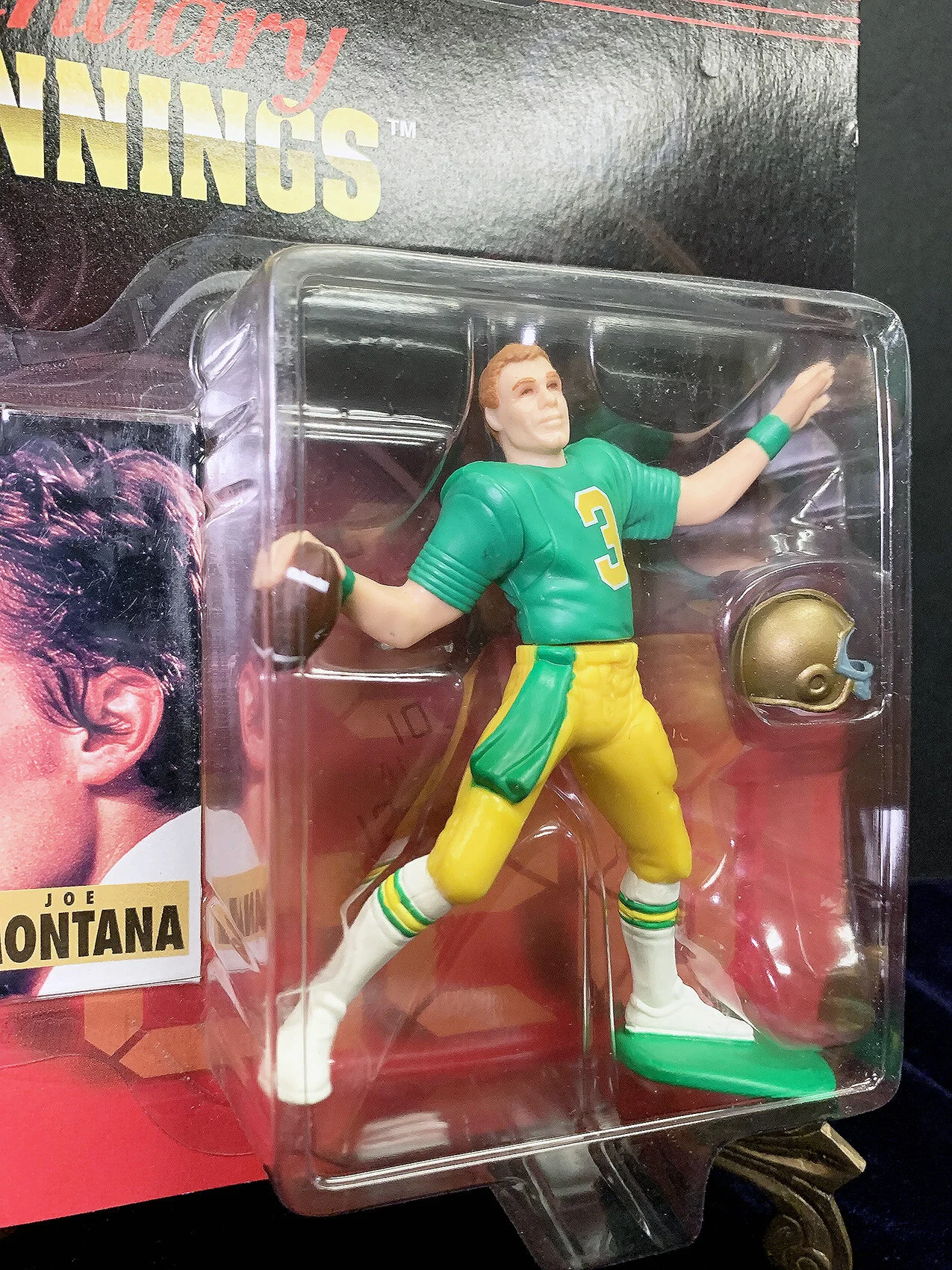 Joe Montana '98 Series Starting Lineup – Timeless Legends Figure